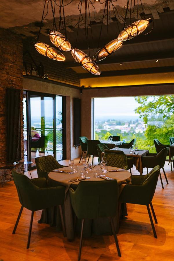 Restaurant & Pension U Hradu Šternberk Εξωτερικό φωτογραφία