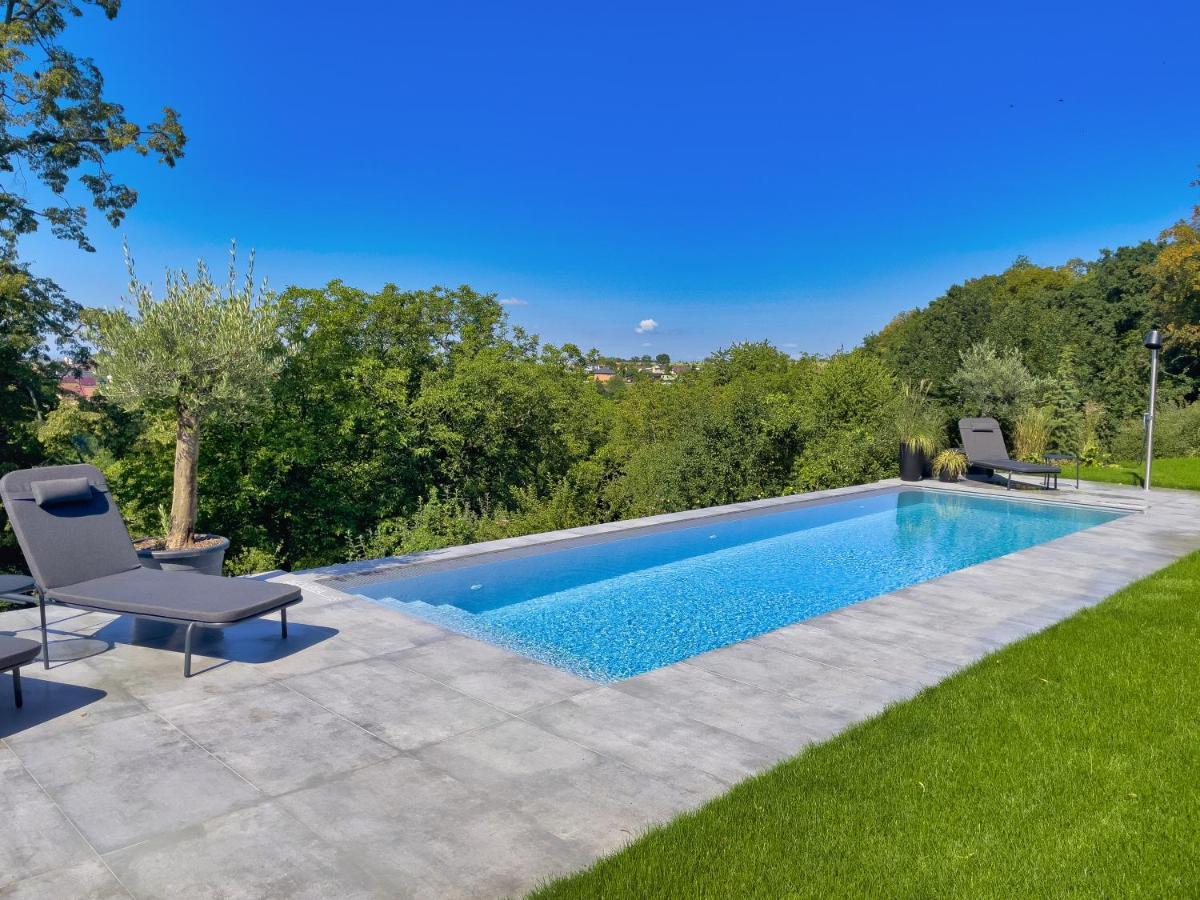 Restaurant & Pension U Hradu Šternberk Εξωτερικό φωτογραφία